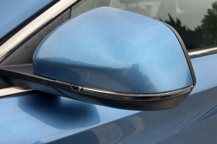 Used Roewe RX5 2016 20T Two-Wheel Drive Automatic Internet Smart Edition
