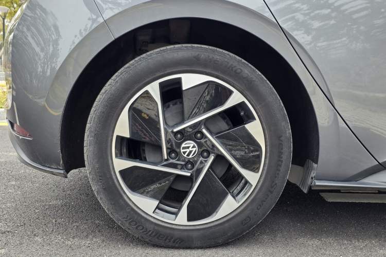 Used Volkswagen ID.3 2024 Outstanding Edition
