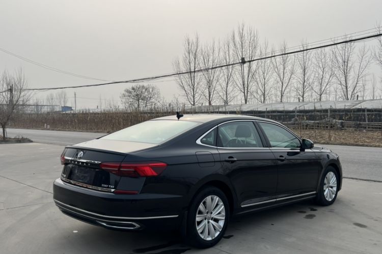 Used Volkswagen Passat 2020 330TSI Elite Edition China VI
