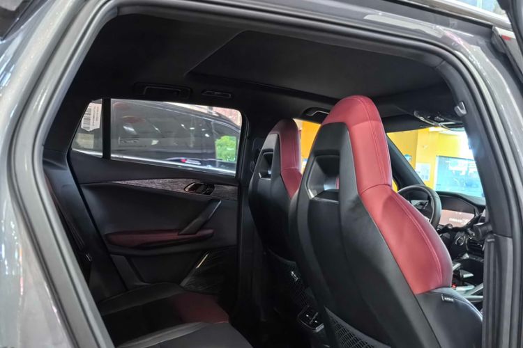 Used Lynk & Co 06 2020 1.5T JinPro model
