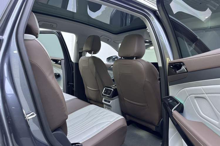 Used Volkswagen ID.6 X 2022 Intelligent Long-Range Version