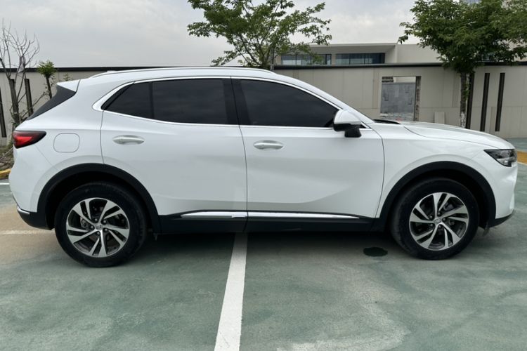 Used Buick Envision 2022 Facelift Encore S 552T Two-Wheel-Drive Luxury Model
