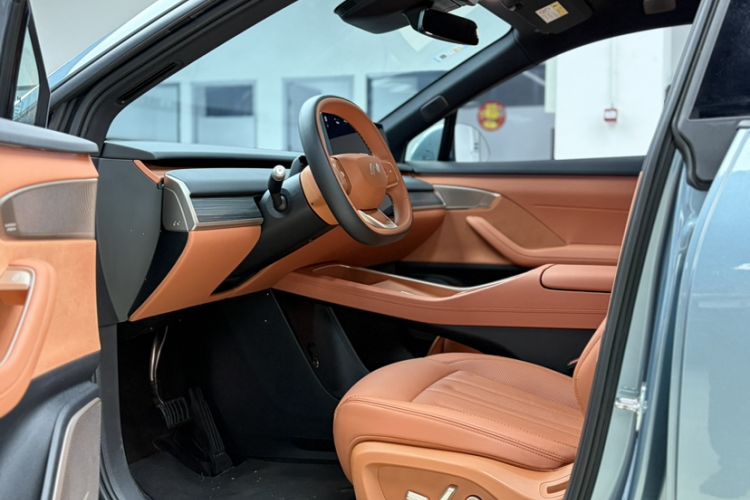 Used ONVO L60 2024 60 kWh Rear-Drive Version
