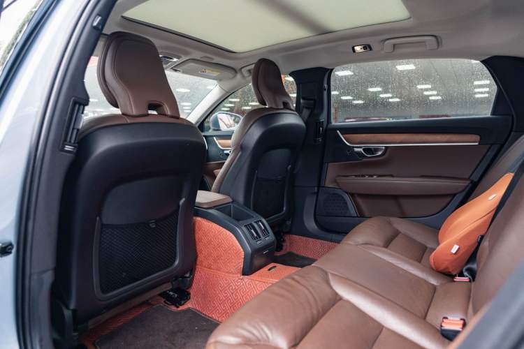 Used Volvo S90 2019 T5 Zhiyi Edition
