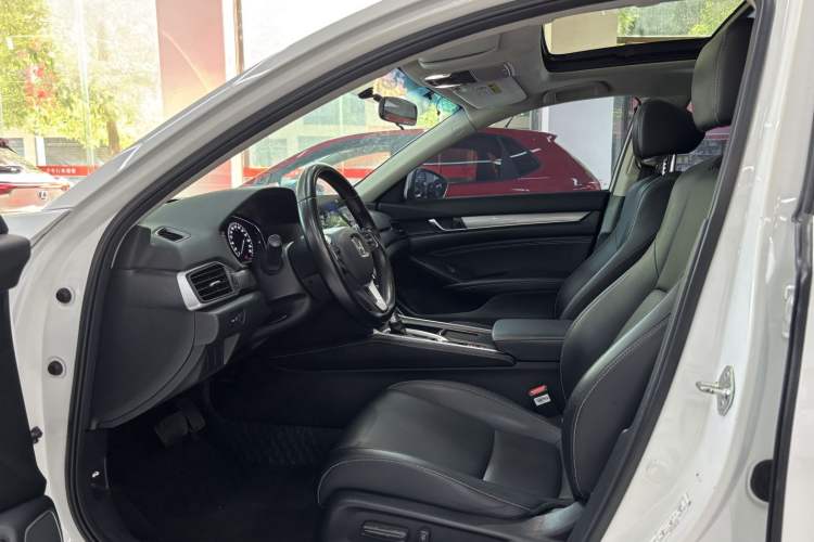 Used Honda Inspire 2019 260TURBO Elegant Edition China VI Emission Standard
