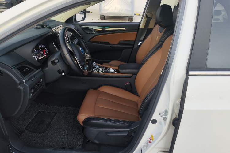 Used BYD Qin New Energy 2017 1.5T Prestige Model
