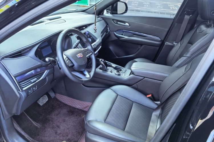 Used Cadillac XT4 2023 28T Two-Wheel Drive Fashion Edition
