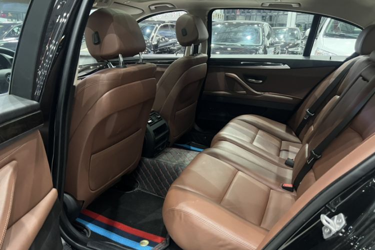 Used BMW 5 Series 2017 525Li Leading Model
