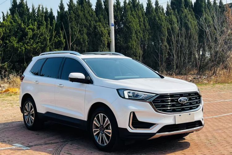 Used Ford Edge 2021 PLUS EcoBoost 245 Two-Wheel-Drive Platinum Edition 5 Seats
