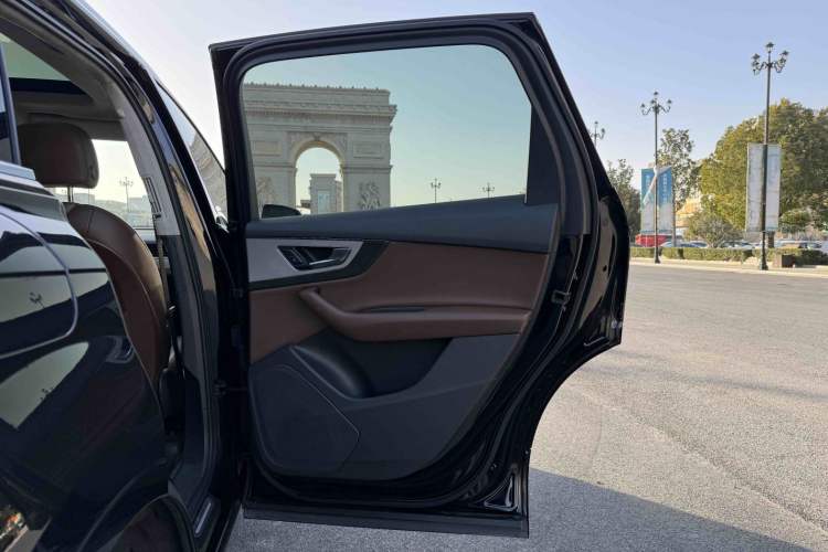 Used Audi Q7 2016 45 TFSI Technology Edition
