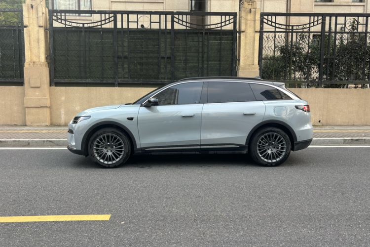 Used Leapmotor C11 2024 Range-Extended 300 Luxury Edition
