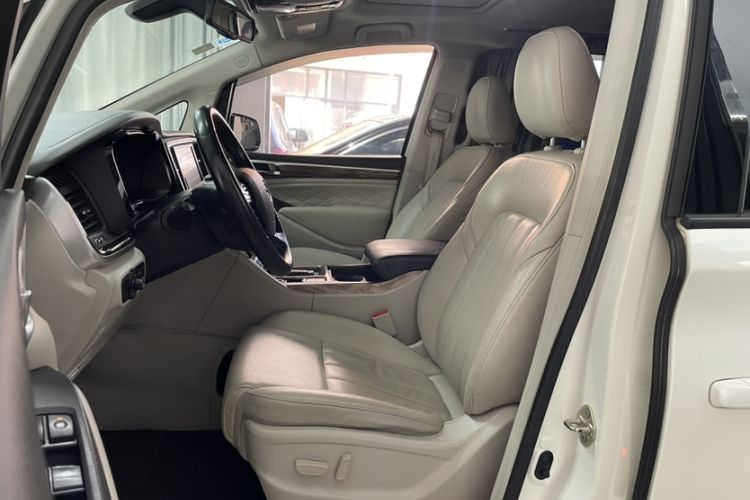 Used GAC Trumpchi M8 2018 320T Luxury Edition
