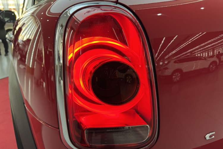 Used  Countryman 2018 1.5T COOPER Artist
