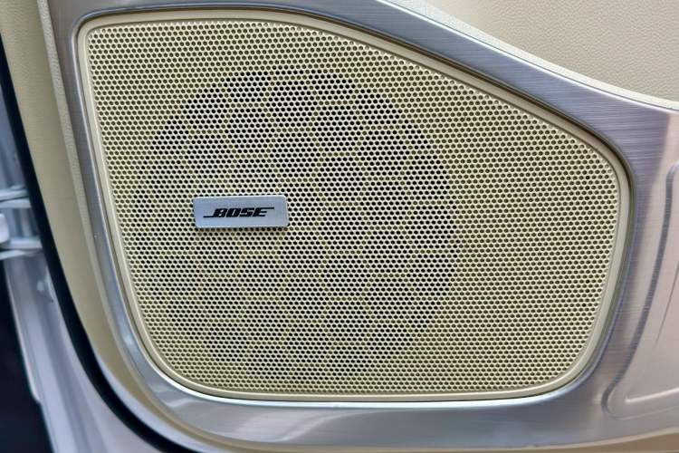 Used Buick GL8 2022 ES Landtrek 653T Flagship Model