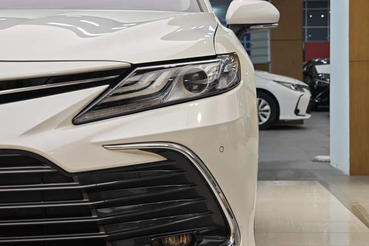 Used Toyota Camry 2021 2.5G Luxury Edition
