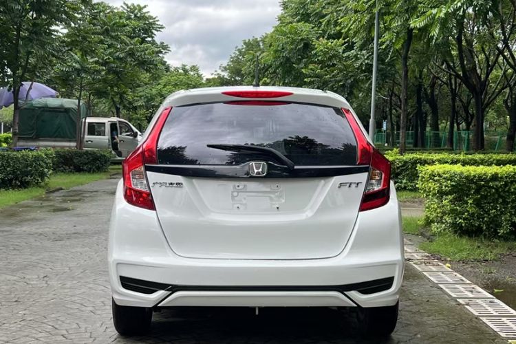 Used Honda Fit 2018 1.5L CVT Comfort Sunroof Version
