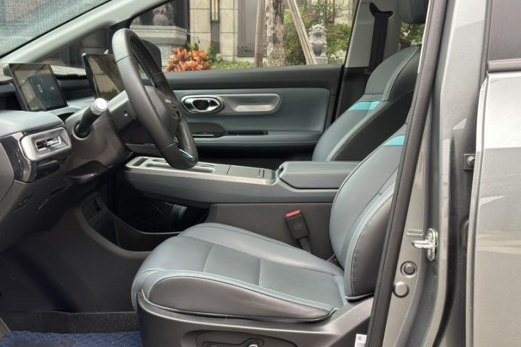 Used AION Y 2023 Younger Star Edition
