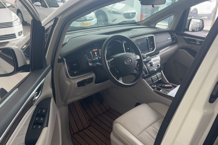 Used GAC Trumpchi M8 2018 320T Luxury Edition
