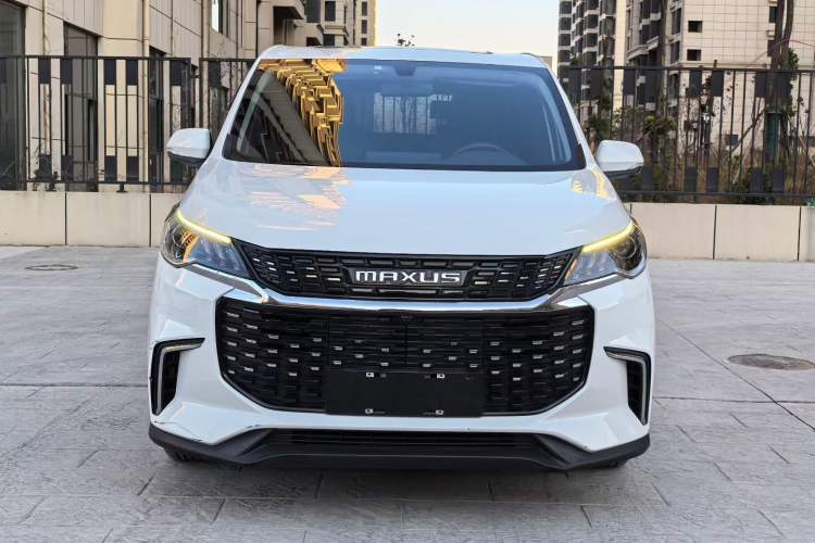 Used SAIC MAXUS EUNIQ 5 2022 Elite Edition Six-Seater