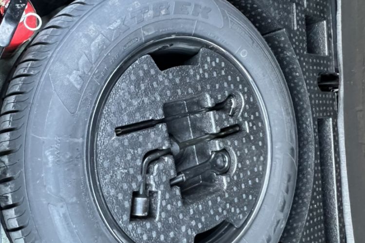 Used Zotye Domy X5 2015 1.5T CVT Chancellor Model China V Standard