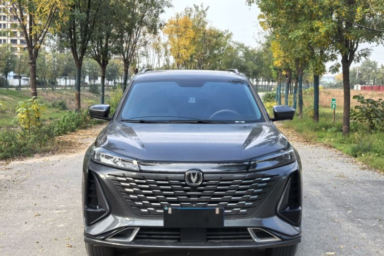 Used Changan CS75 PLUS 2023 3rd Generation 1.5T Automatic Prestige Model
