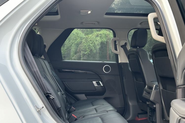 Used Land Rover Discovery 2017 3.0 SC V6 S