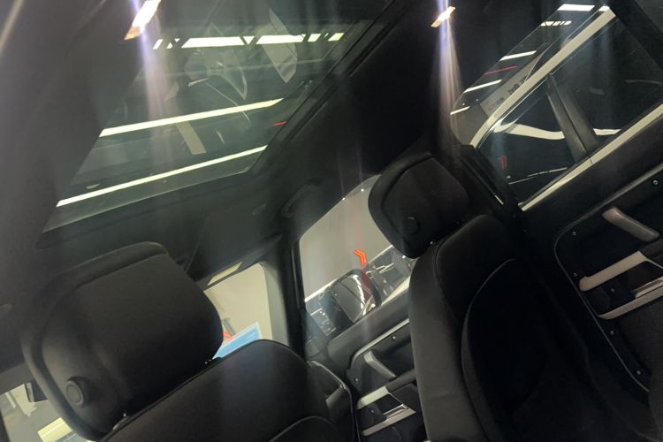 Used Land Rover Defender 2024 110 3.0T P400 X-DYNAMIC HSE
