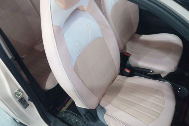 Used Wuling Hongguang MINIEV 2022 Macaron Premium Model – Lithium Iron Phosphate
