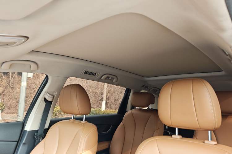 Used BYD Song MAX 2018 1.5T Automatic Smart Connect Elite Model with 6 Seats