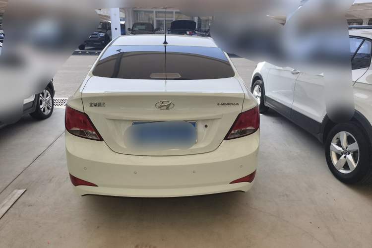 Used Hyundai Verna 2014 1.4L Manual Smart GLS Trim
