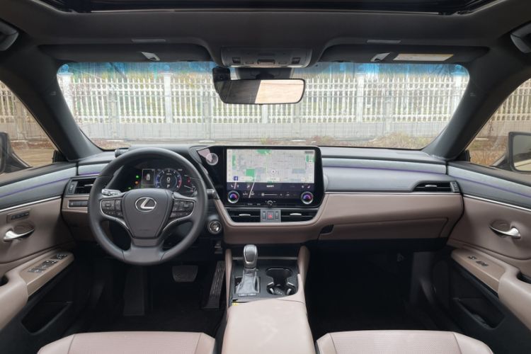 Used Lexus ES 2025 200 Premium Edition
