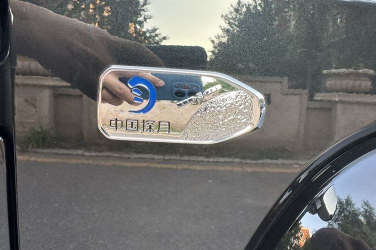 Used Beijing Auto BJ40 2023 2.0T Automatic Four-Wheel Drive Urban Hunter Edition Chivalrous Type