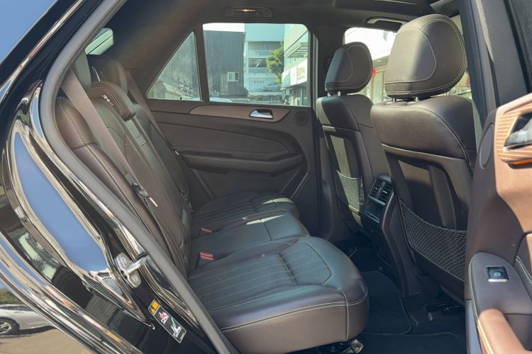 Used Mercedes-Benz GLE 2018 GLE 320 4MATIC Dynamic Edition Collector's Edition
