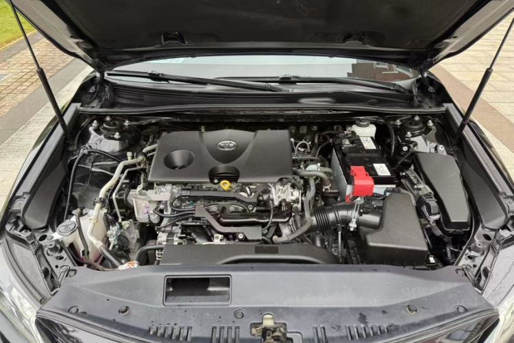 Used Toyota Camry 2021 2.0G Luxury Edition
