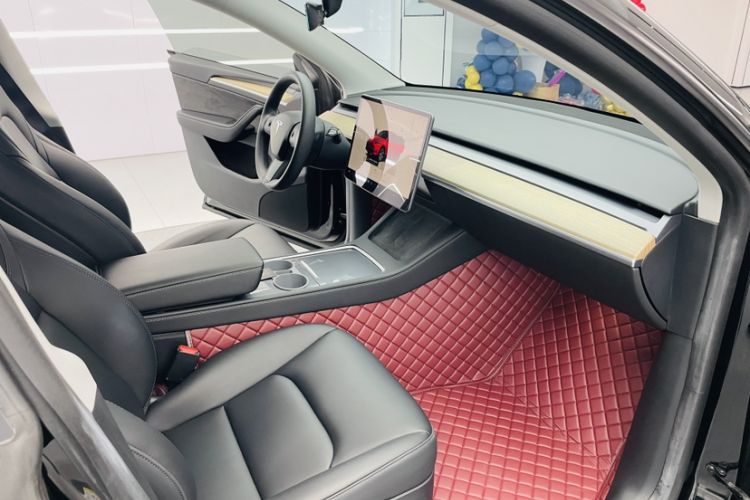 Used Tesla Model Y 2022 Rear-Wheel-Drive Version
