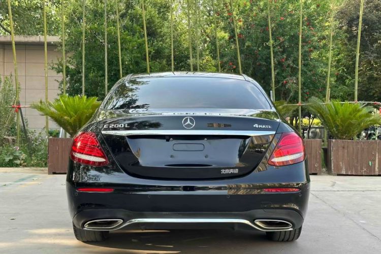 Used Mercedes-Benz E-Class 2018 Facelift E 200 L Sport 4MATIC
