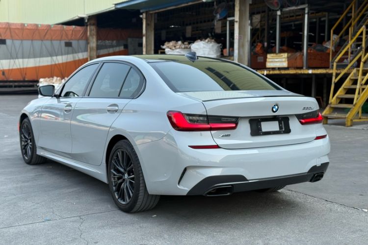 Used BMW 3 Series 2021 330Li xDrive M Sport Night Edition
