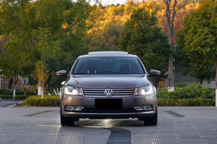 Used Volkswagen Magotan 2015 2.0 TSI Luxury Model
