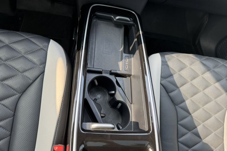 Used Volkswagen ID.6 CROZZ 2022 Long-Range PRO Edition