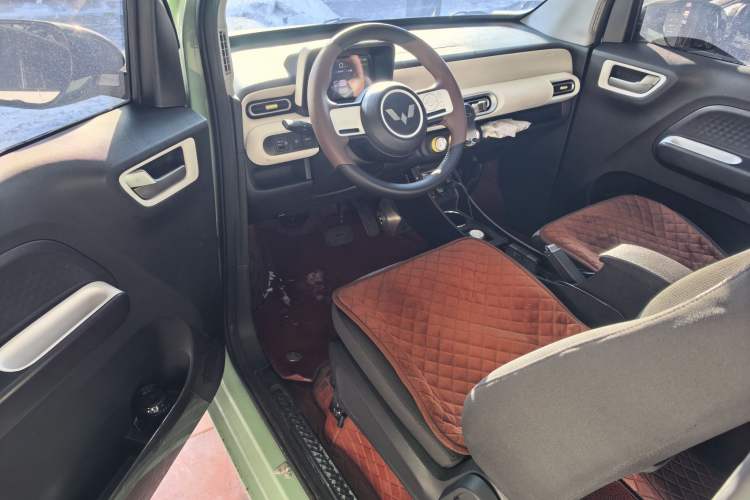 Used Wuling Hongguang MINIEV 2024 3rd Generation 215km Youth Edition
