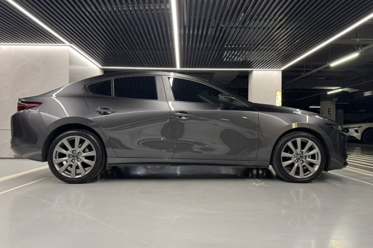 Used Mazda Mazda 3 Axela 2023 2.0L Automatic ZhiXuan Edition