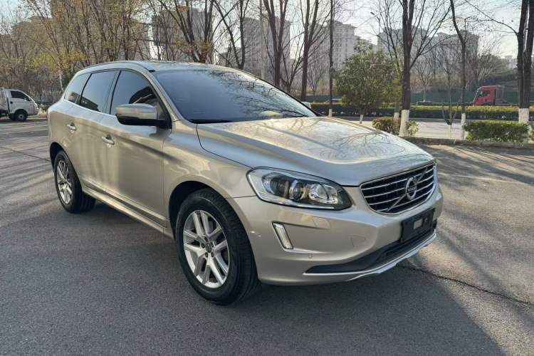 Used Volvo XC60 2017 T5 Smart Upgrade Edition