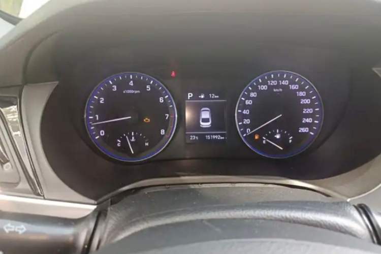 Used Hyundai Mistra 2014 1.8L Automatic Smart GLS
