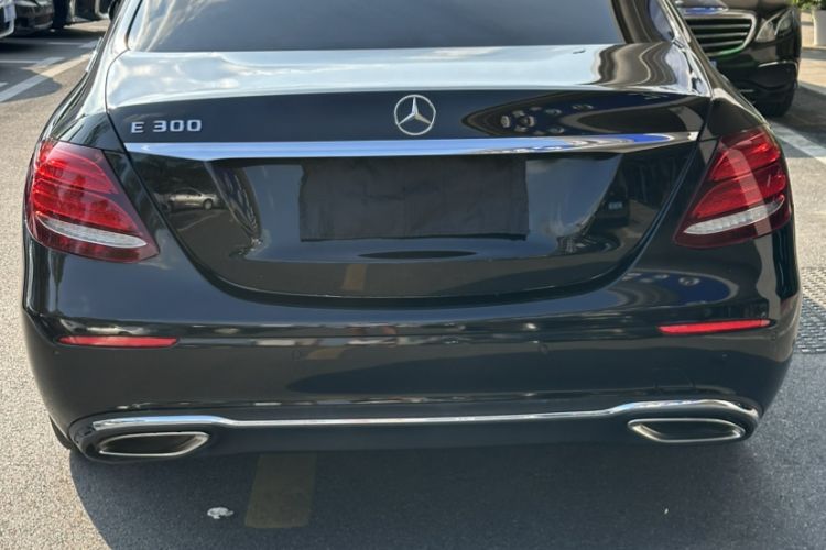 Used Mercedes-Benz E-Class 2019 Facelifted E 300 L Stylish Version
