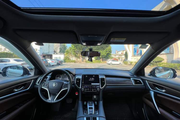 Used Honda UR-V 2017 370TURBO 2WD Prestige Edition China V
