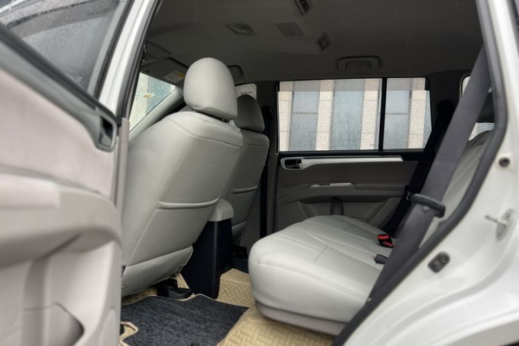 Used Mitsubishi Pajero Sport 2013 3.0L Automatic 4x4 Executive Edition
