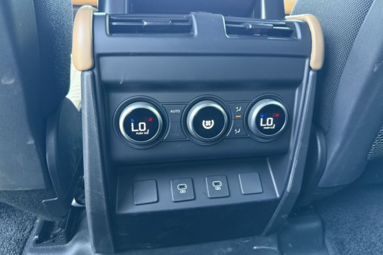 Used Land Rover Defender 2025 110 3.0T P400 – Dynamic HSE
