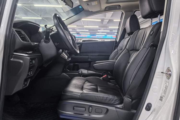 Used Honda Odyssey 2018 2.4L Smart Enjoyment Version
