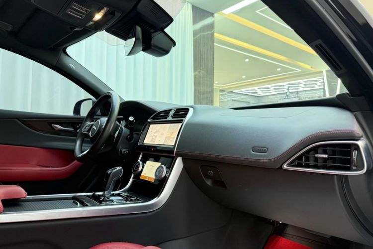 Used Jaguar XEL 2024 2.0T 250 PS R-DYNAMIC S Ebony Black Sport Edition