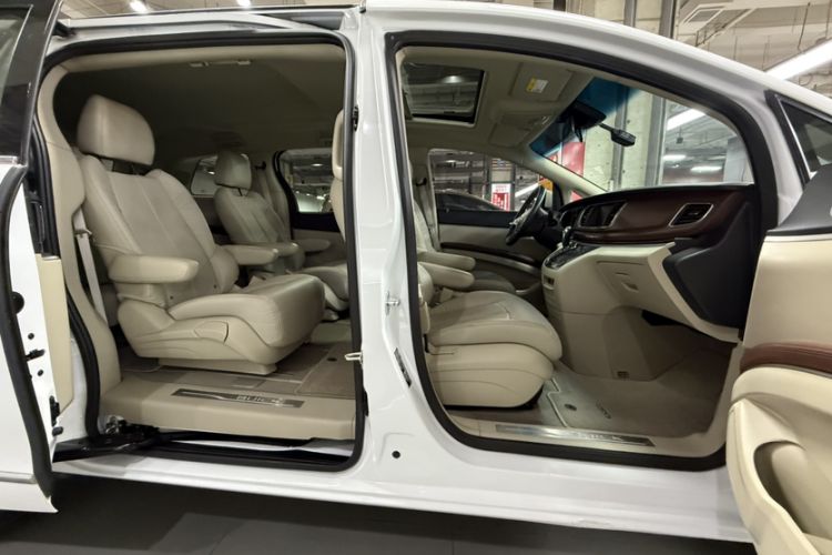 Used Buick GL8 2017 25S Prestige Version China V Standard
